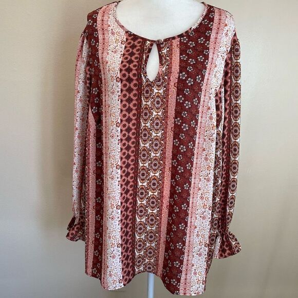 Chenault|Plus size|Floral Print|Boho|Lightweight|Flowy   - Picture 1 of 11